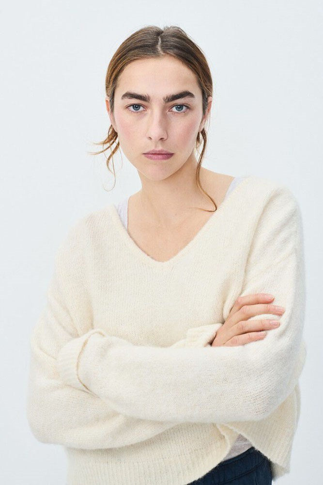 East V-Neck Jumper - Mother Of Pearl Melange