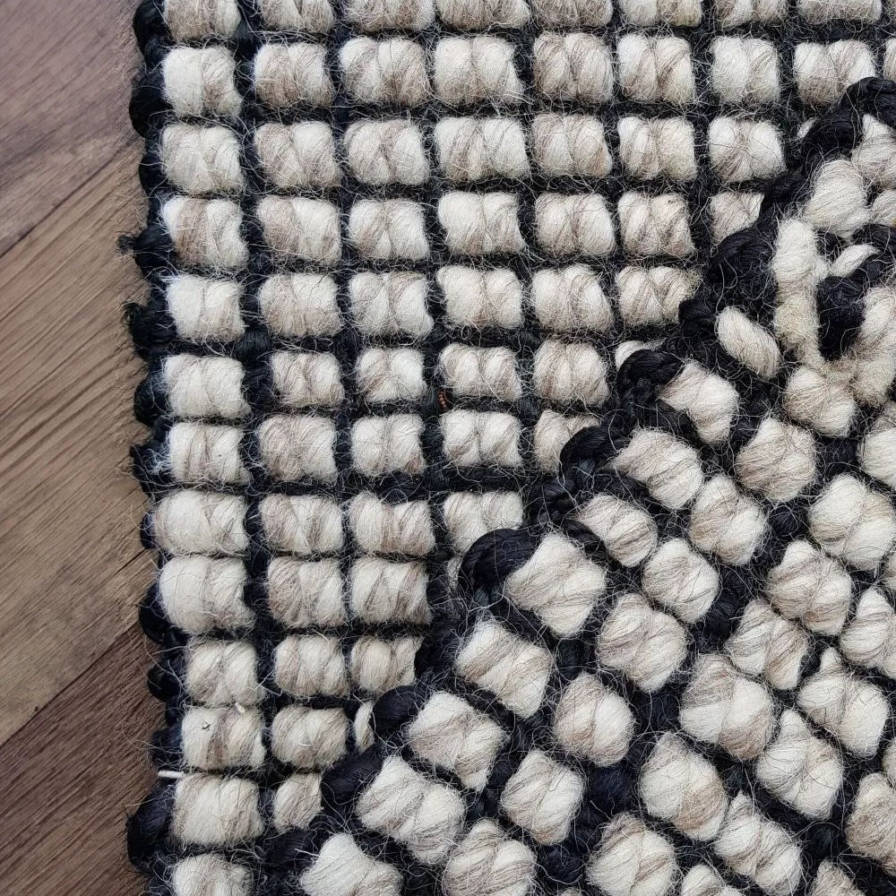 Ellora Rug - Black