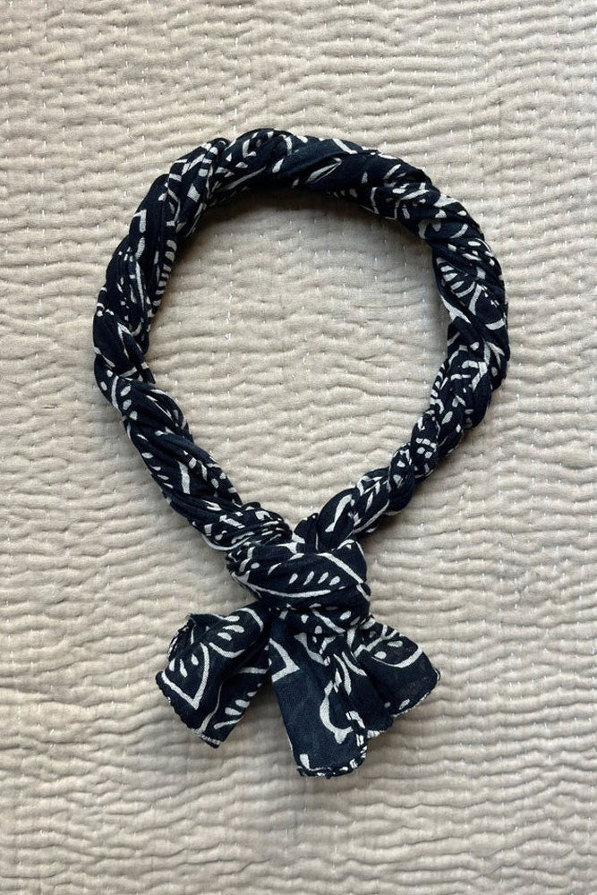 Goa Scarf - Black Sheep
