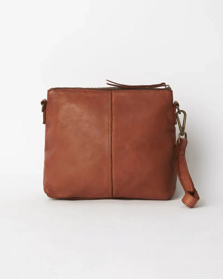 Large Essential Leather Handbag Pouch - Cognac