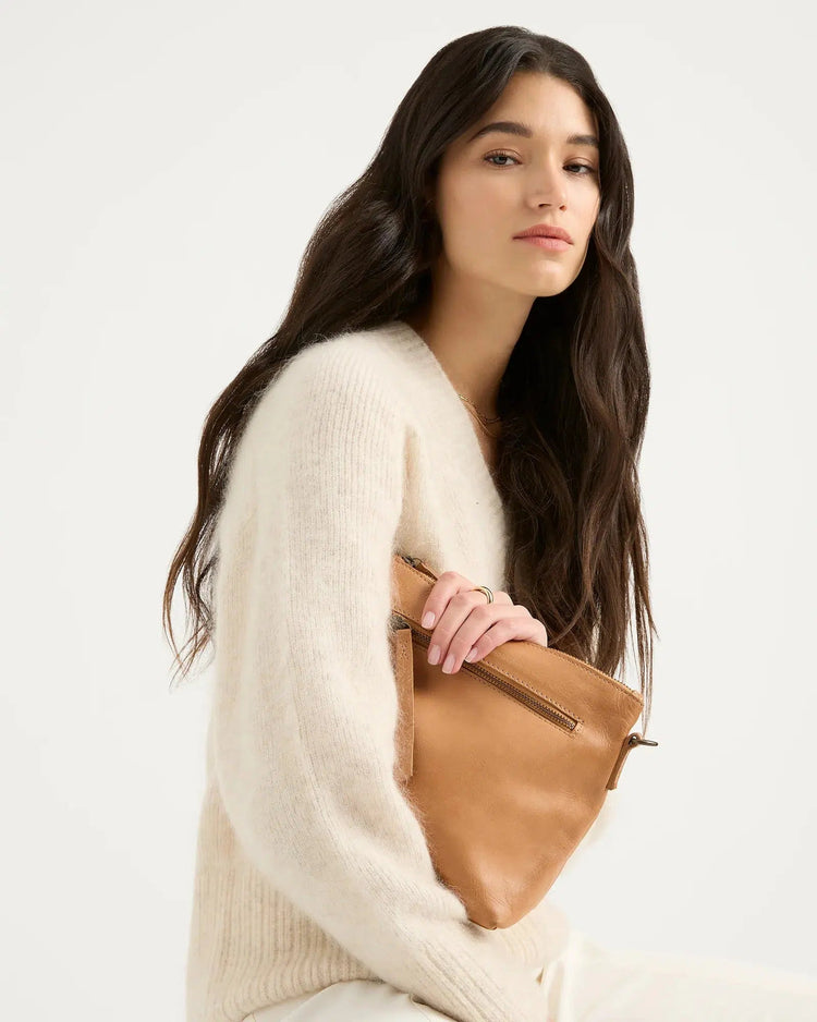Large Essential Leather Pouch - Tan