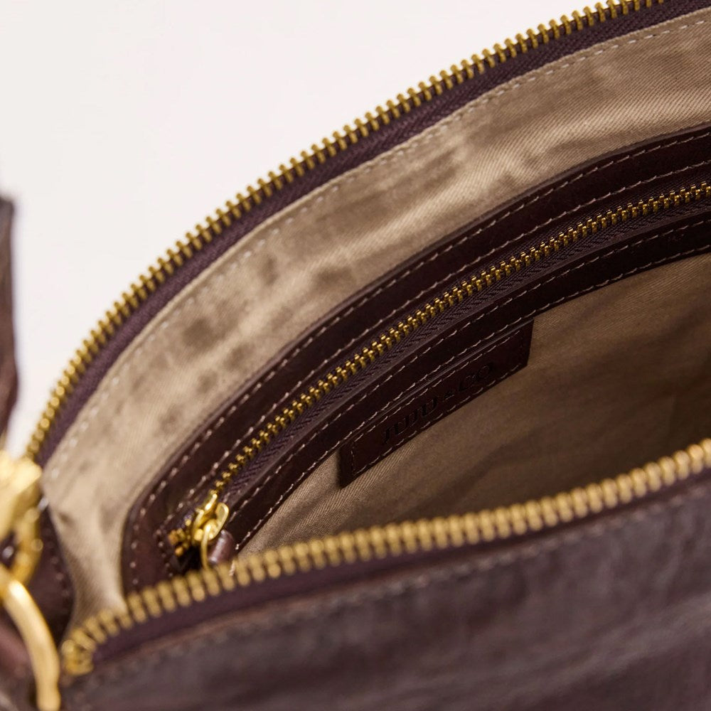 Tumbled Large Esstenial Pouch - Chocolate