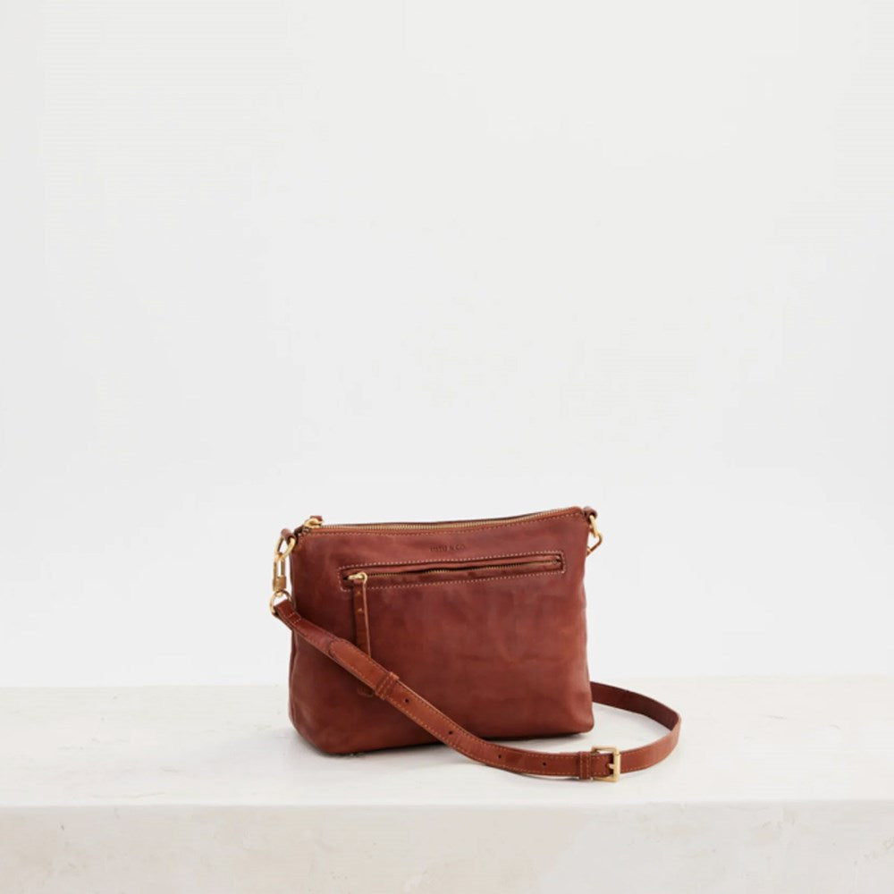 Tumbled Large Esstenial Pouch - Tan