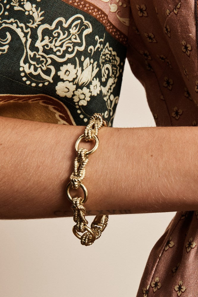 Rope Chain & Horse Clasp Bracelet - Alemais