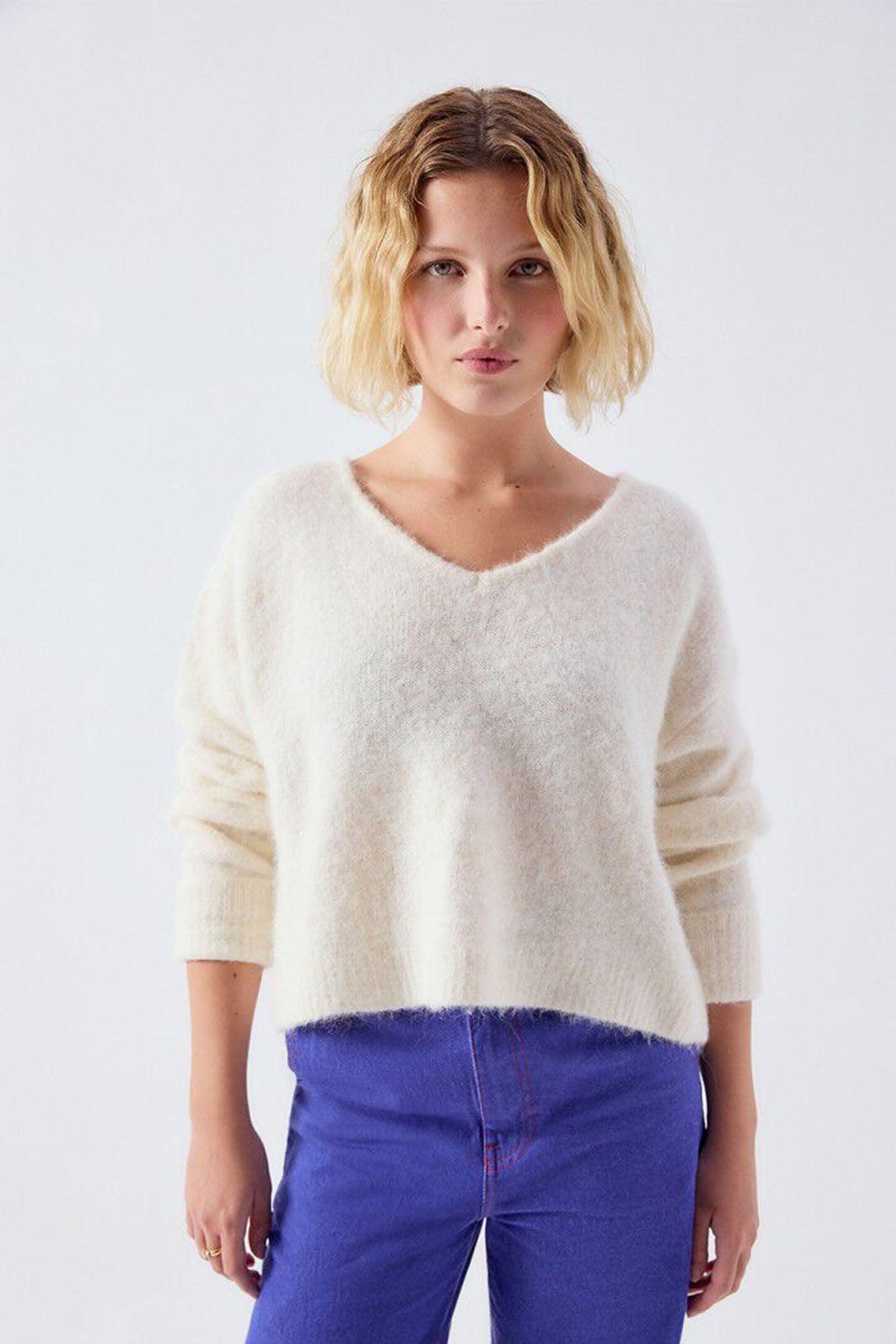 East V-Neck Jumper - Mother Of Pearl Melange - American Vintage