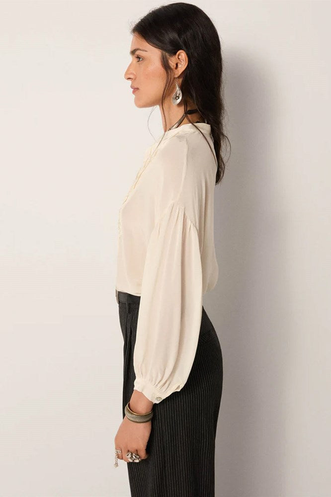 Giovanni Blouse - Tuxedo Pearl