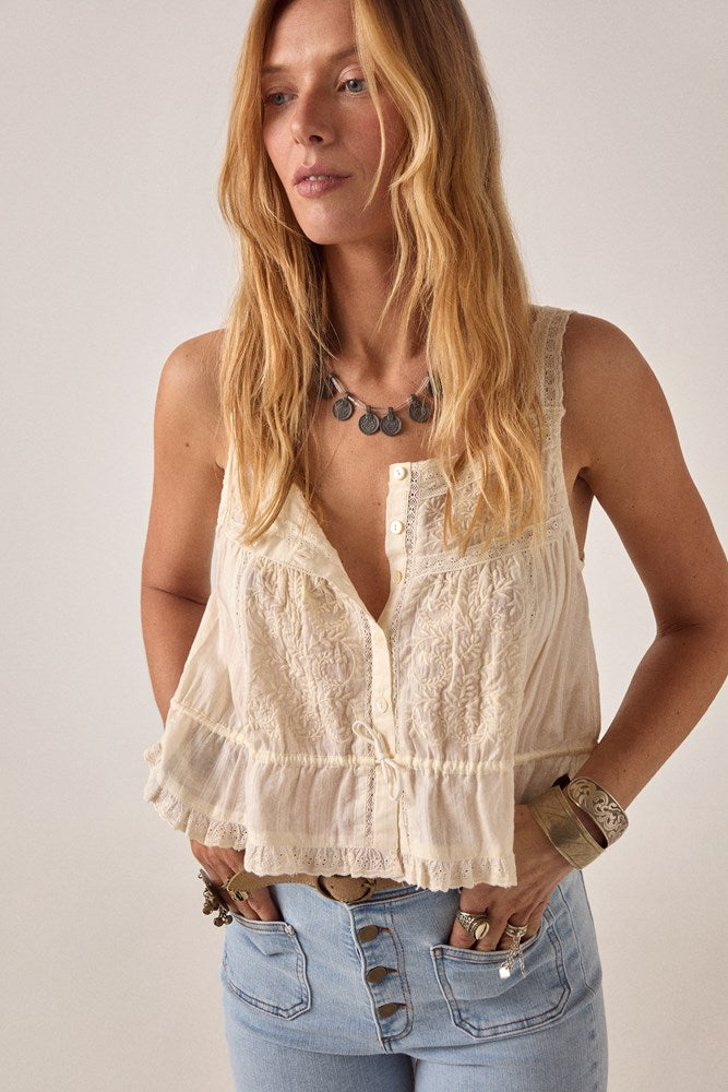 Constanza Vintage Lace Top - Maison Hotel