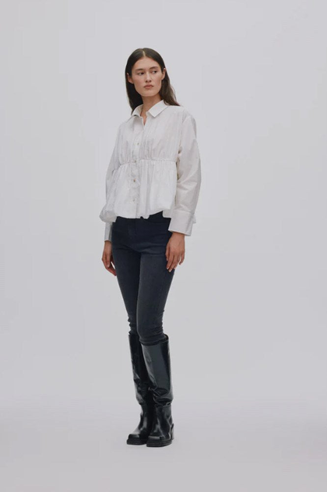 Sophie Poplin Puffed Hem Shirt - White - Rabens Saloner