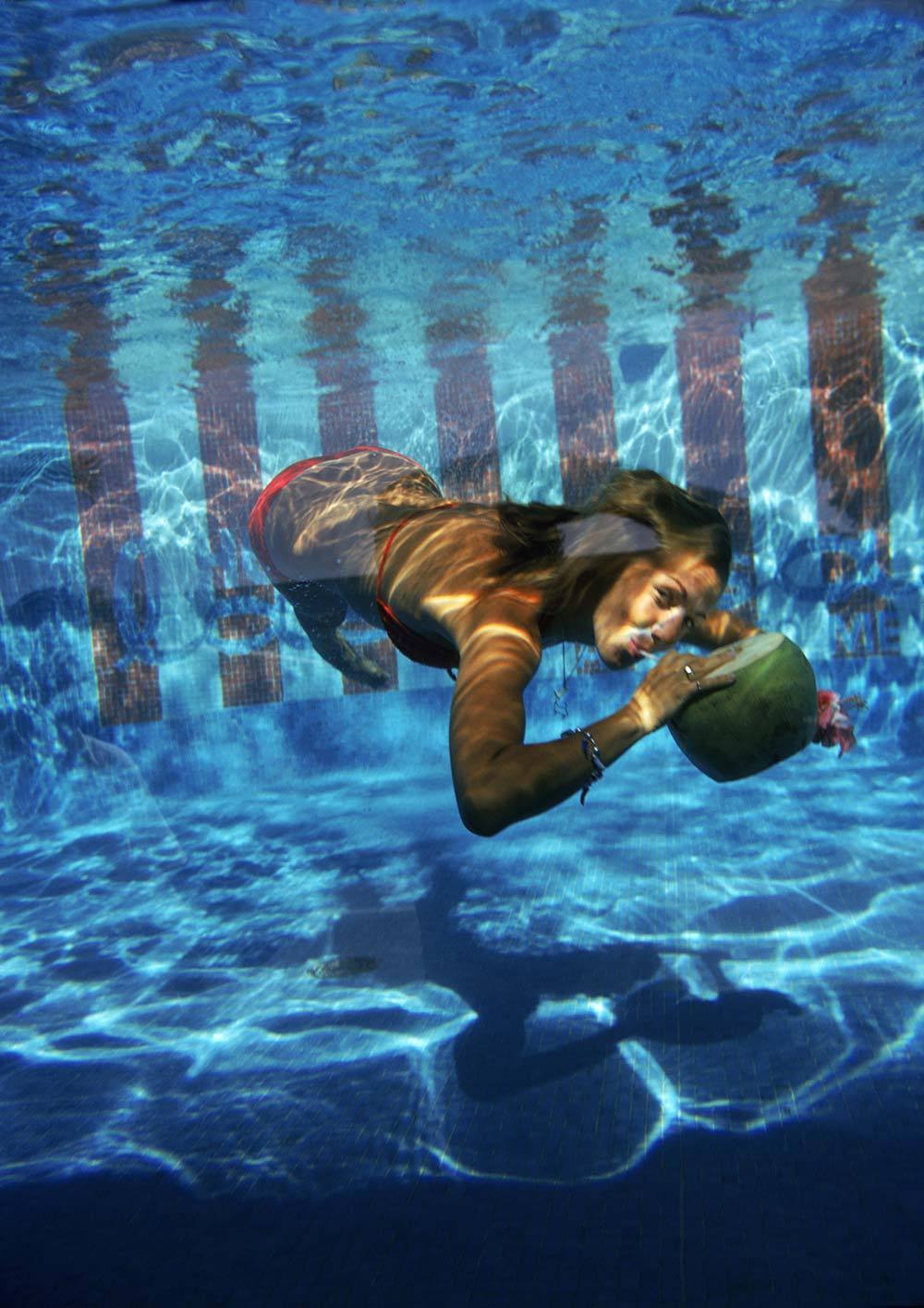 Underwater Drink Wall Art