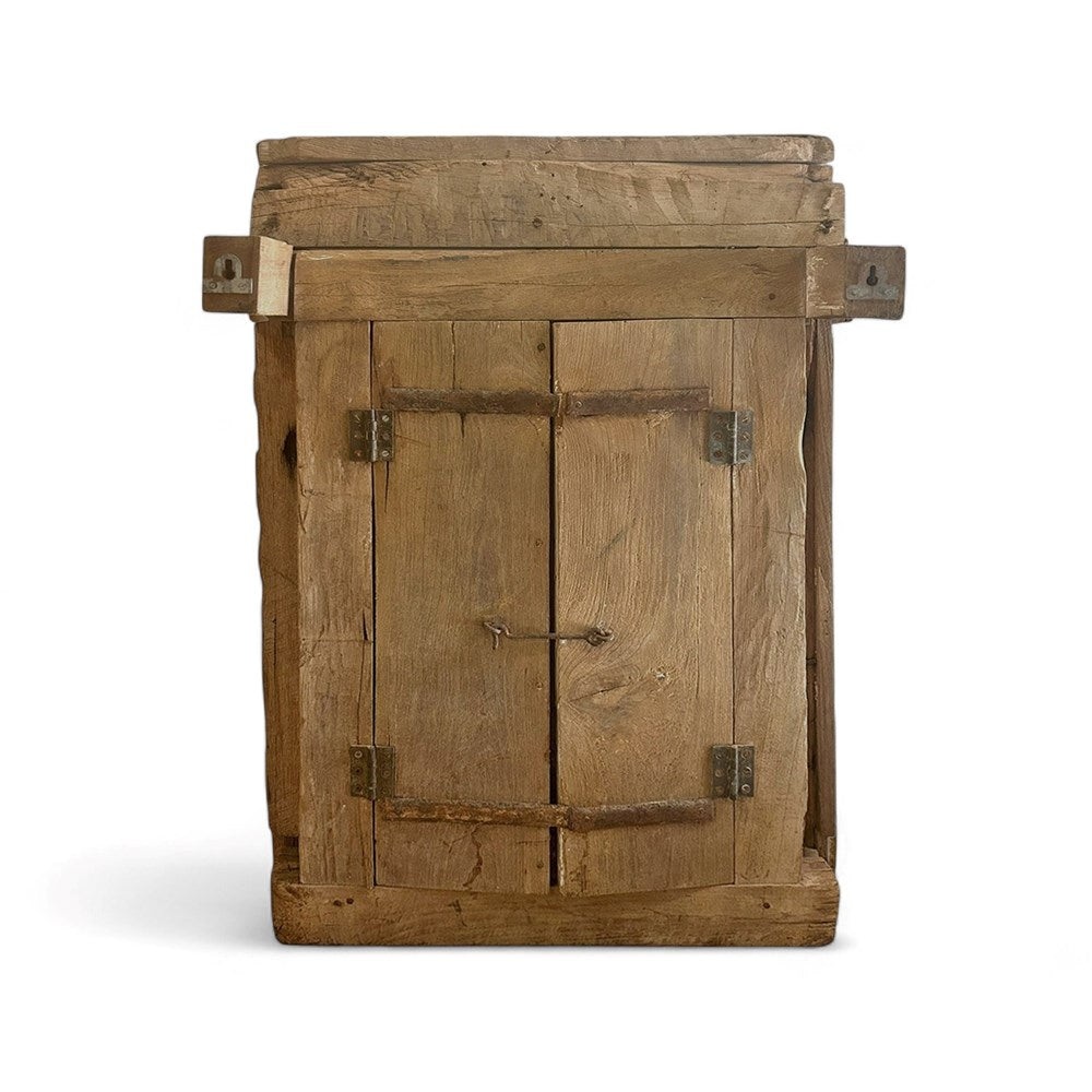 Wooden Indian Jali Window (A)