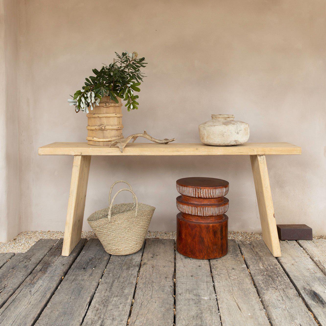 Solid Leg Alter Table